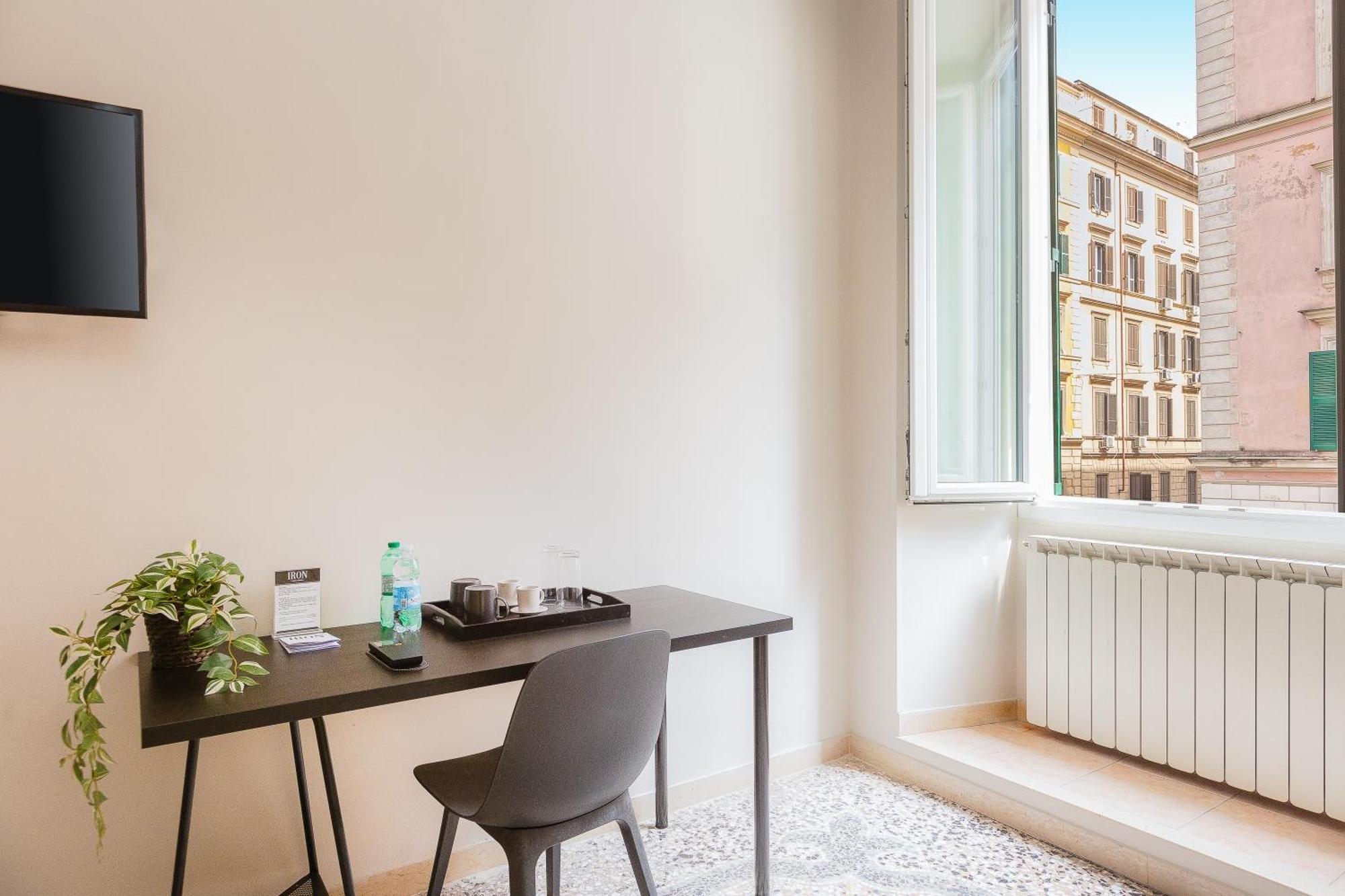 Iron Cityaus Termini Roma Dış mekan fotoğraf