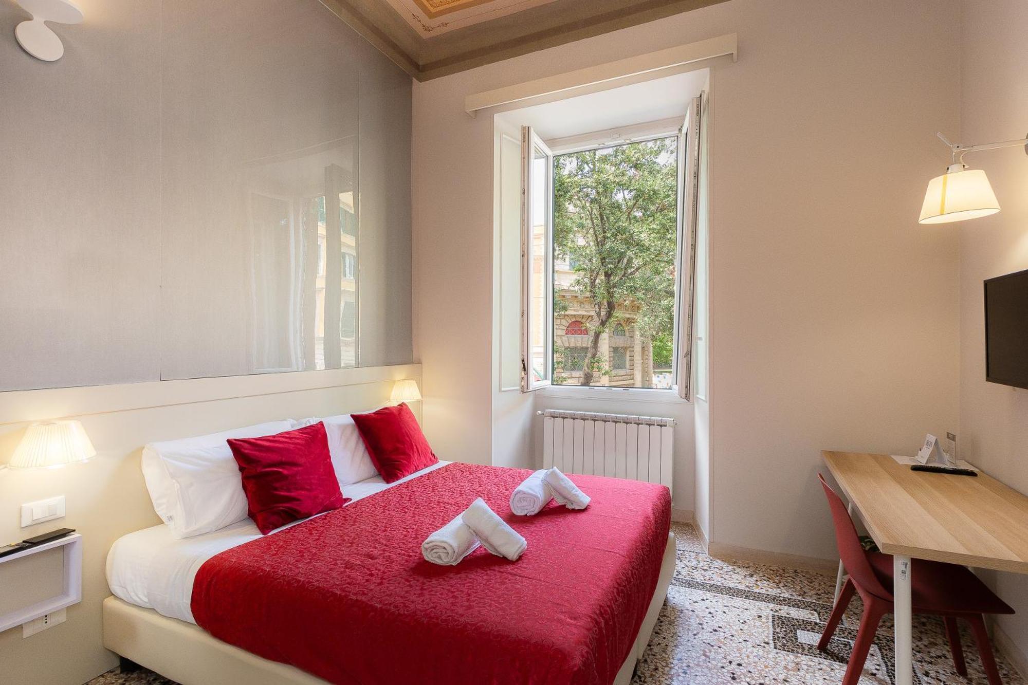 Iron Cityaus Termini Roma Dış mekan fotoğraf